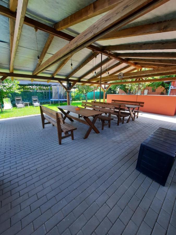 Apartmán Sen Petrov Esterno foto